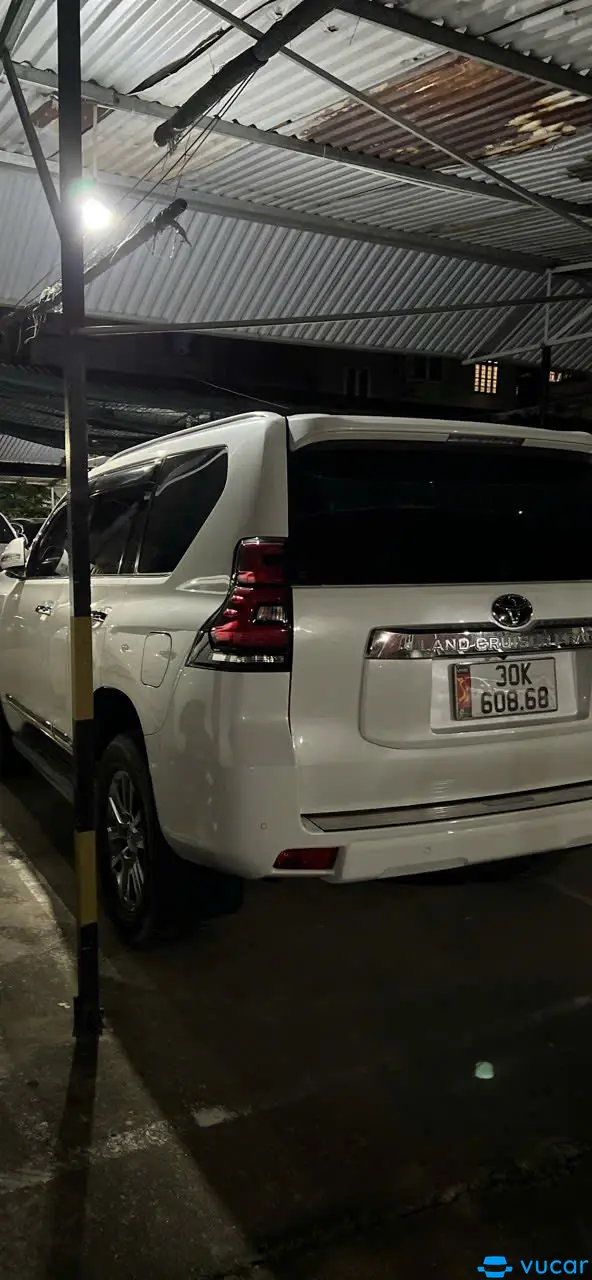 Toyota Land cruiser VX 4.6 V8 2019 - Khoang động cơ 1