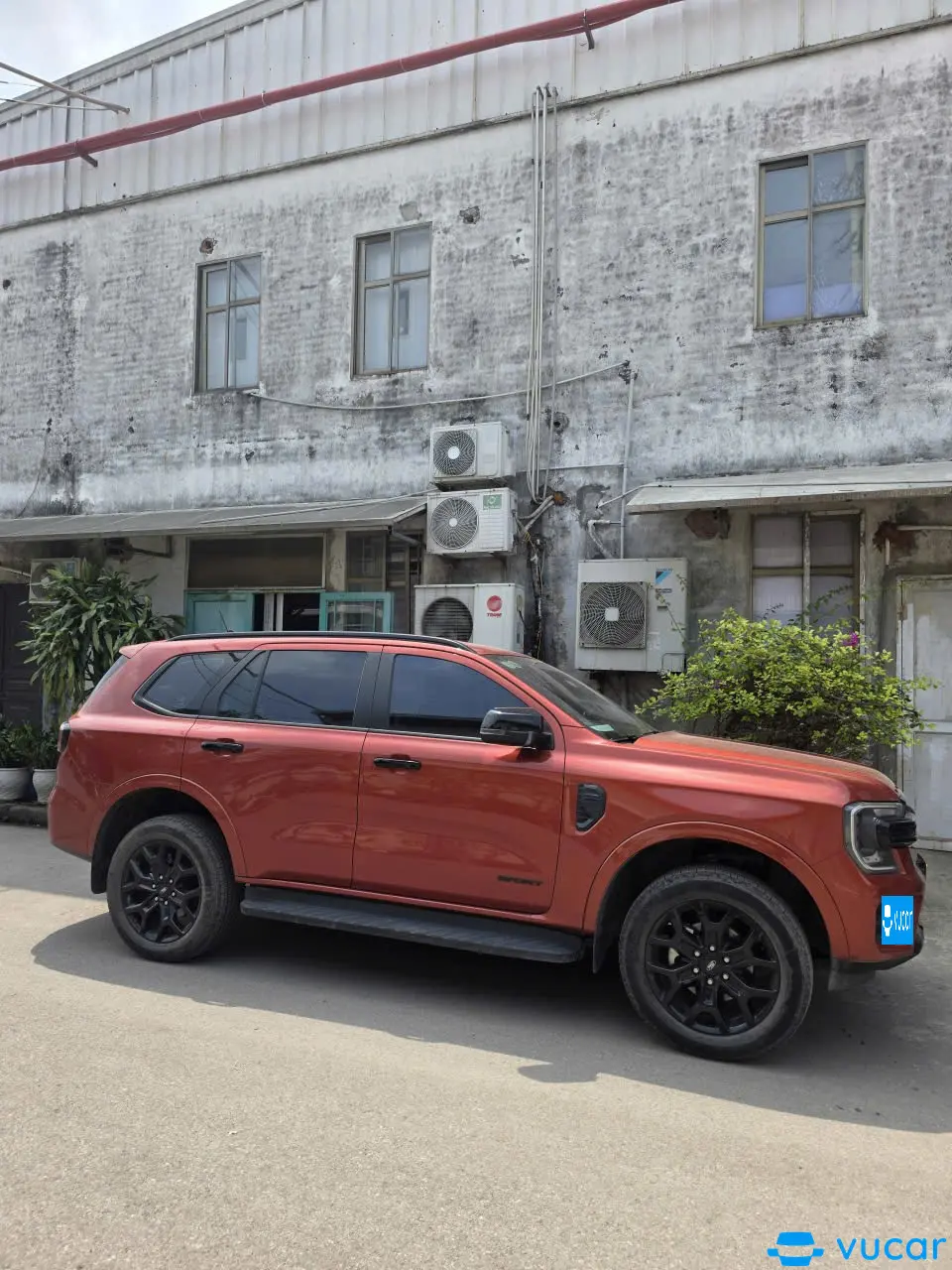 Ảnh xe Ford Everest Sport 2.0L 4x2 AT 2022