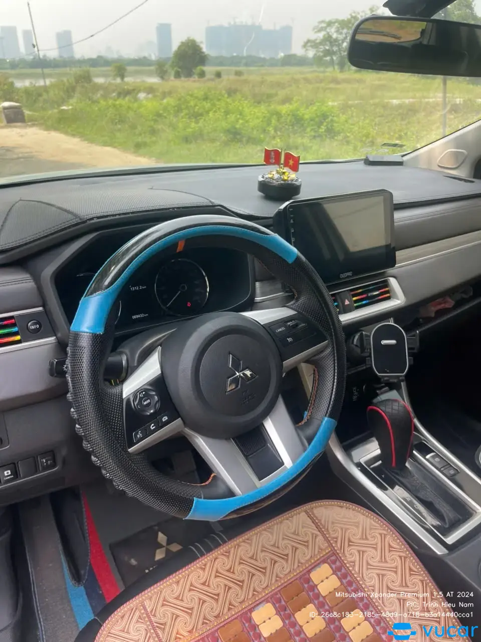 Mitsubishi Xpander Premium 1.5 AT 2024 - Nội thất 3