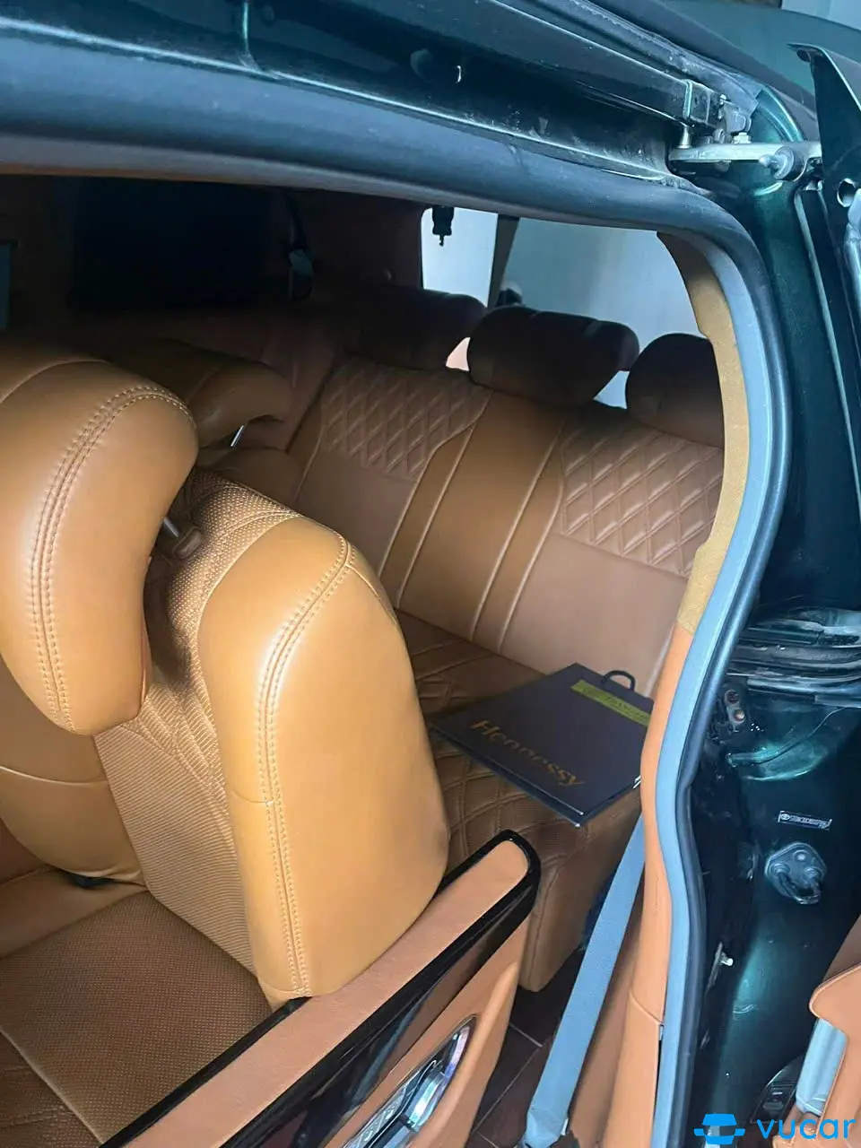 Toyota Sienna 2010 - Nội thất 2