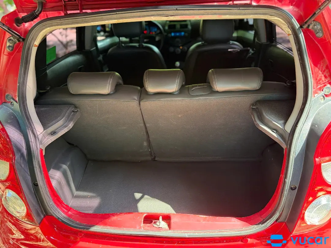 Chevrolet Spark LT 1.0 MT 2016 - Nội thất 11