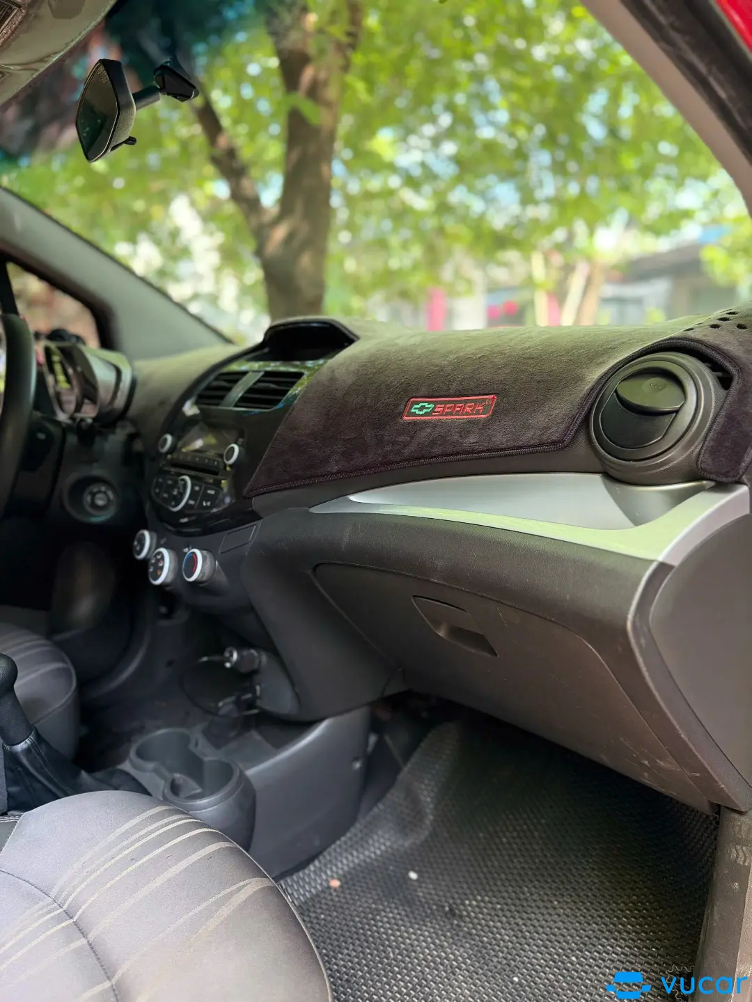 Chevrolet Spark LT 1.0 MT 2016 - Nội thất 2