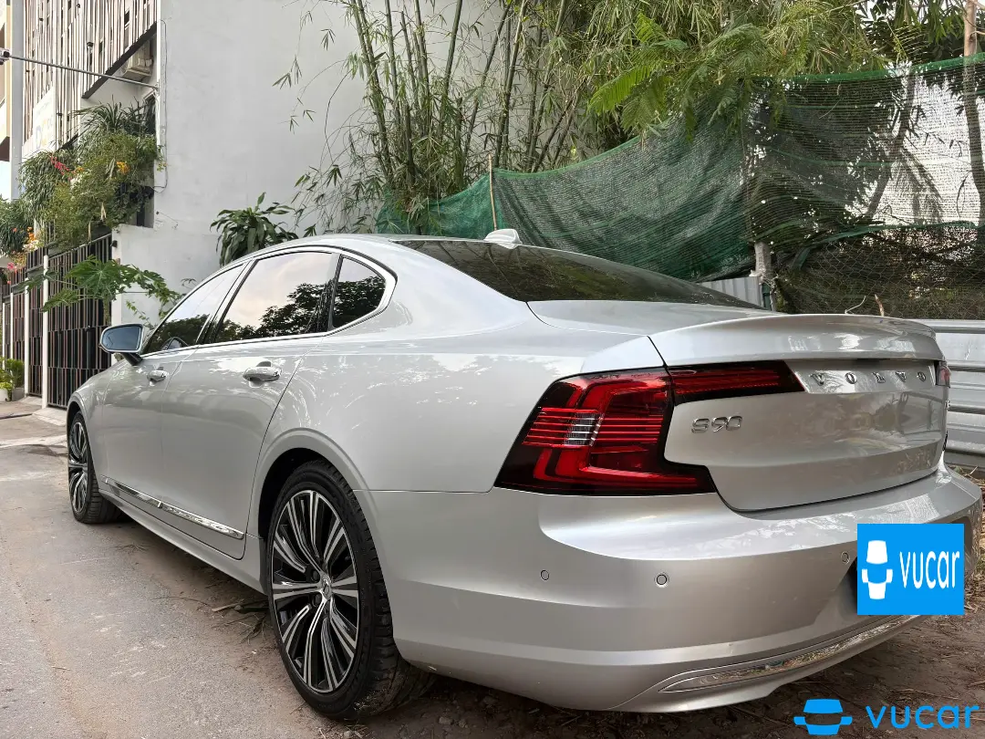 Ảnh xe Volvo S90 Ultimate LWB B6 AWD 2023 - ảnh 4