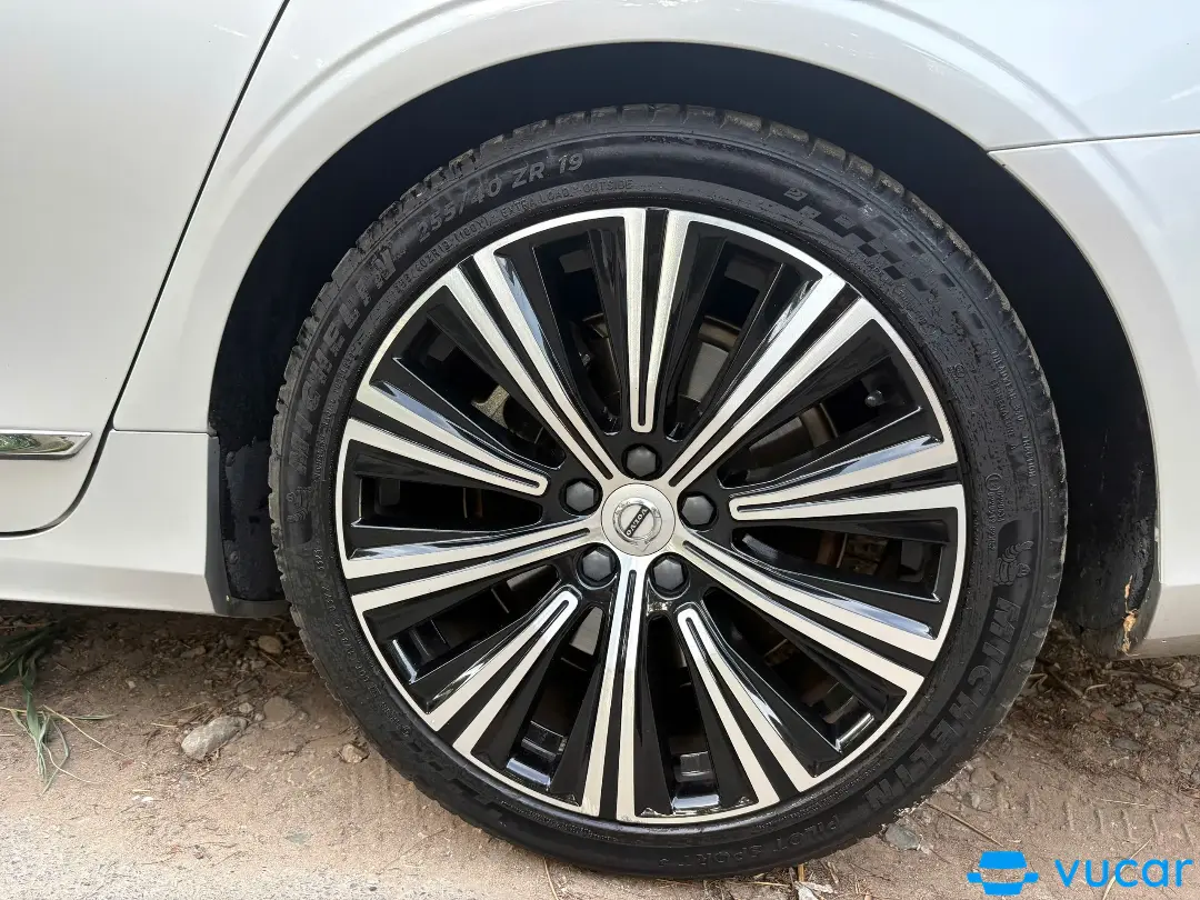 Volvo S90 Ultimate LWB B6 AWD 2023 - Ngoại thất 8