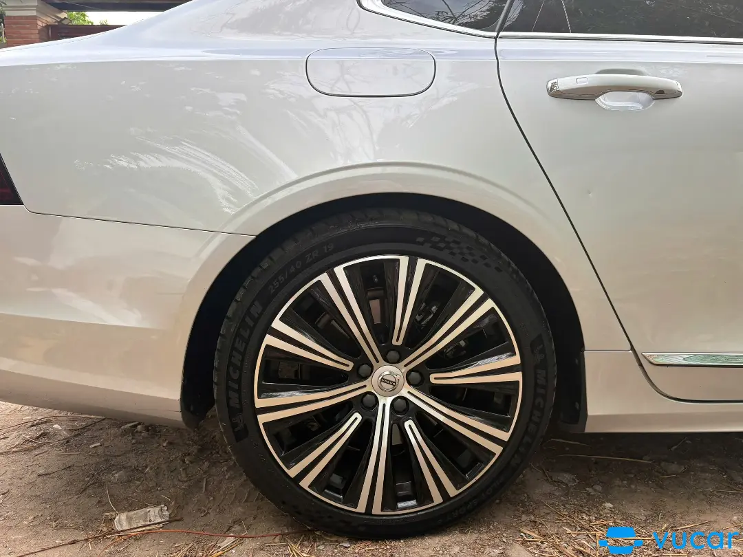 Volvo S90 Ultimate LWB B6 AWD 2023 - Ngoại thất 9