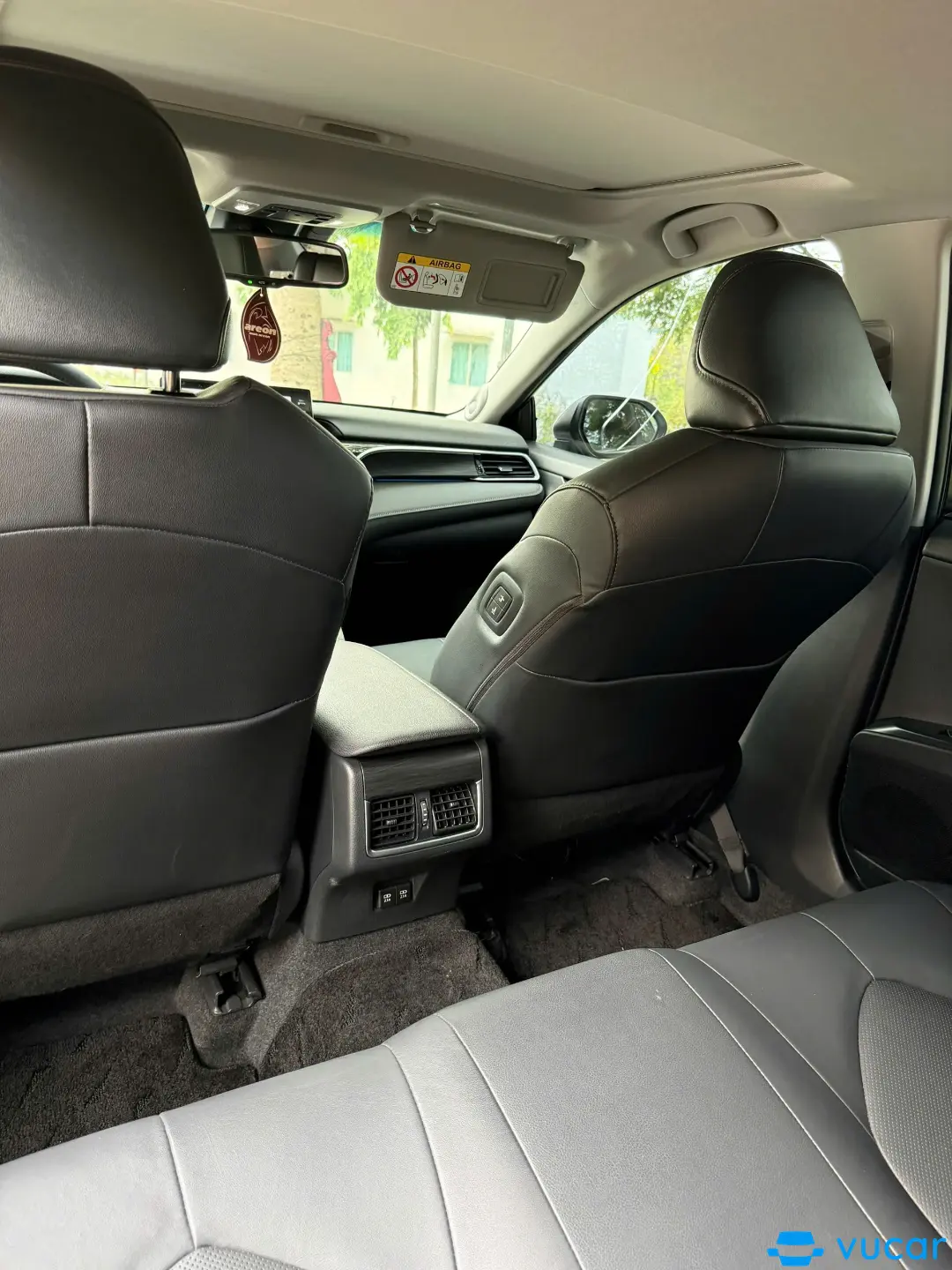 Toyota Camry 2.0Q 2024 - Nội thất 13