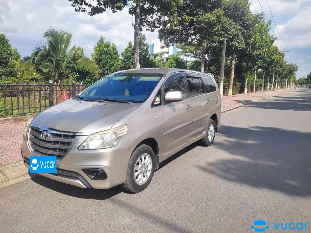 Ảnh xe Toyota Innova 2.0E 2014 - ảnh 6