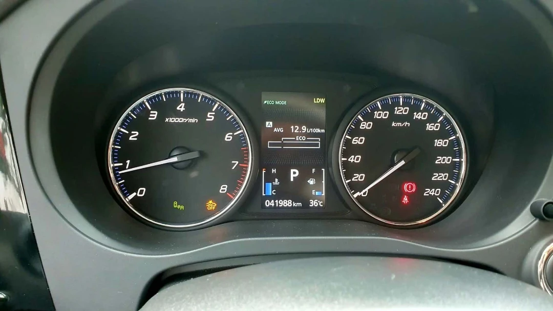 Mitsubishi Outlander Premium 2.0 CVT 2022 - Nội thất 3