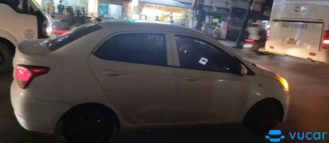 sedan i10 2015 - Ngoại thất 2