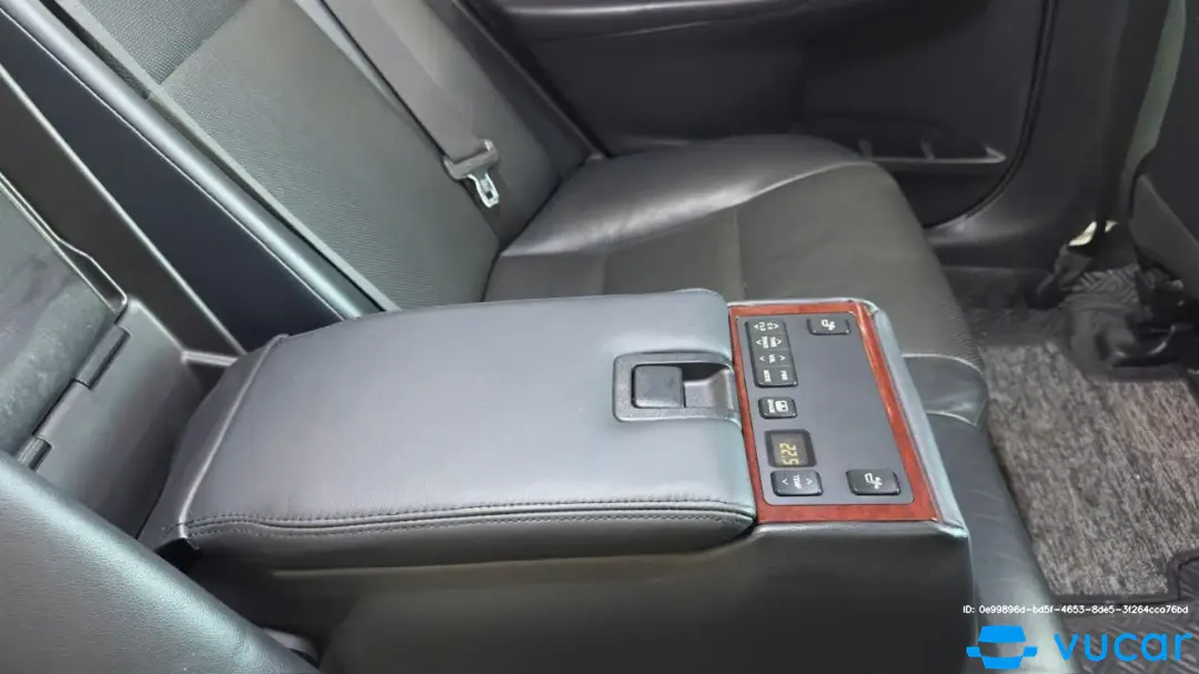 Toyota Camry 2.5Q 2014 - Nội thất 8