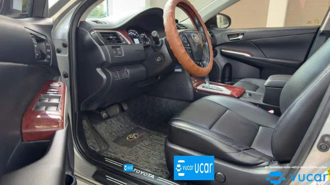 Toyota Camry 2.5Q 2014 - Nội thất 5
