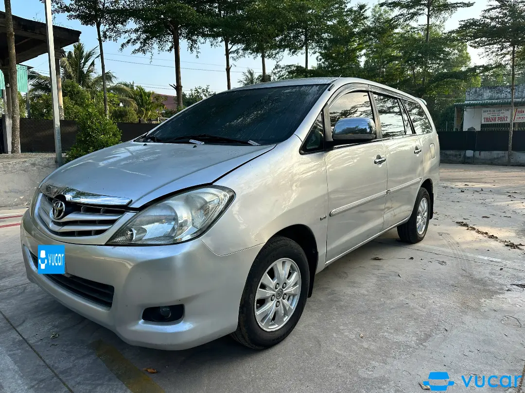 Toyota Innova G 2010 - Ngoại thất 7