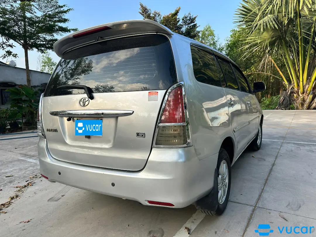 Toyota Innova G 2010 - Ngoại thất 6