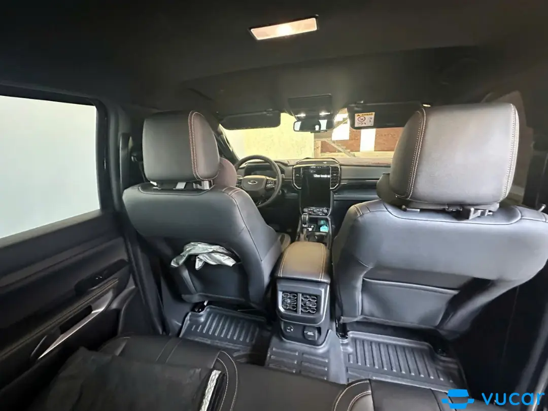 Ford Ranger Wildtrak 2.0L 4x4 AT 2023 - Nội thất 3