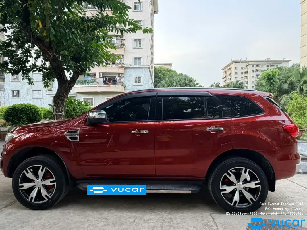 Ảnh xe Ford Everest Titanium 2.2L 4x2 AT 2016 - ảnh 1