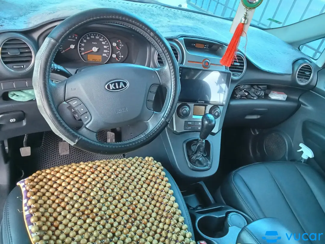 Kia Carens ExMT 2016  - Nội thất 1
