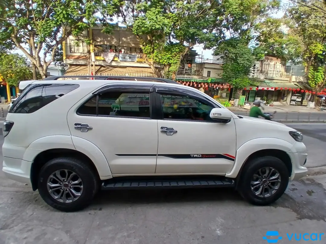Toyota Fortuner 2016 - Ngoại thất 4
