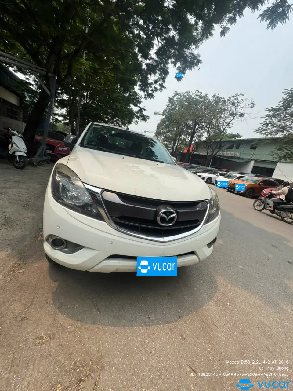 Mazda Bt50 2.2L 4x2 AT 2016