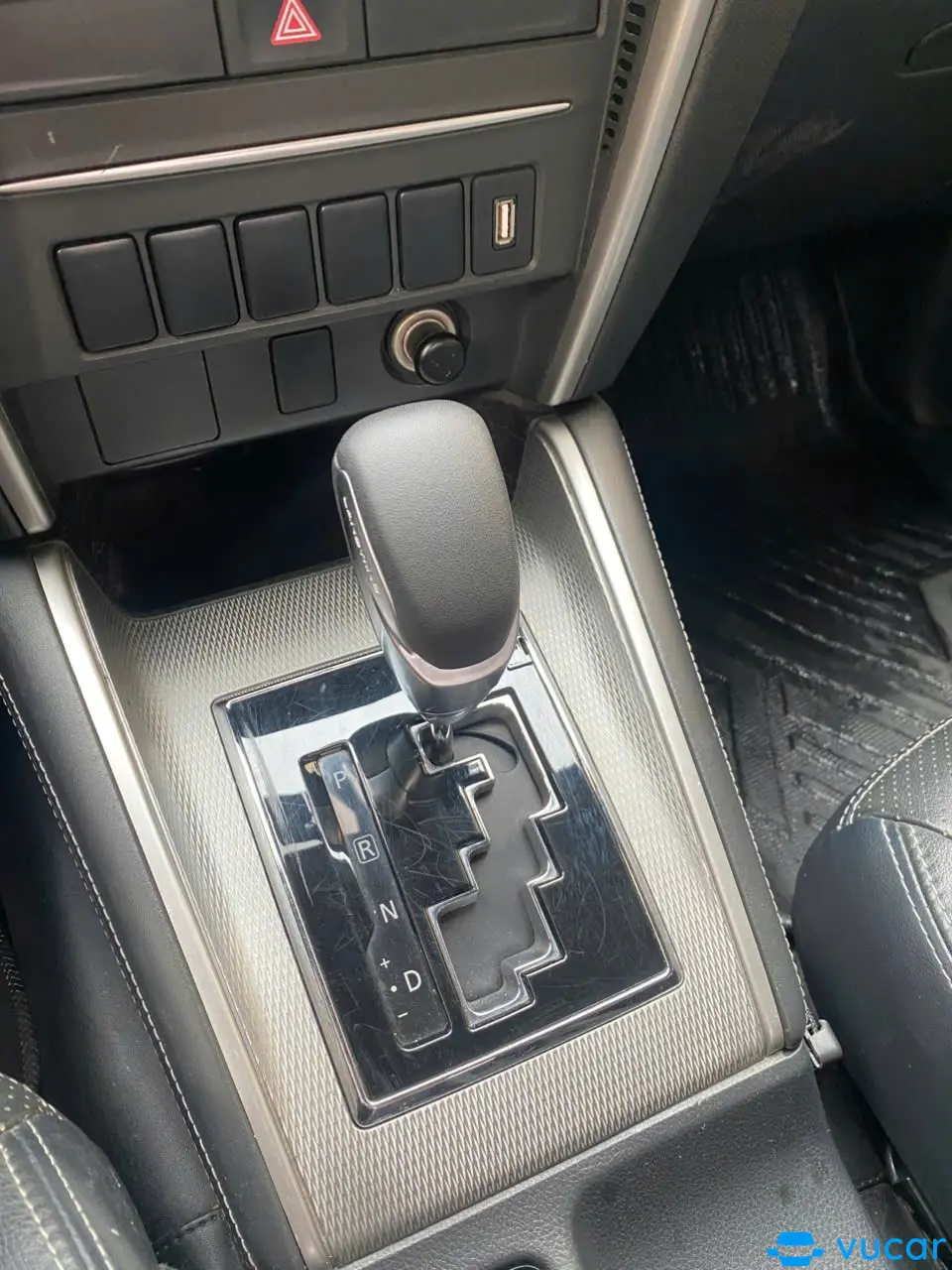Mitsubishi Triton 4x2 at mivec premium 2019 - Nội thất 6