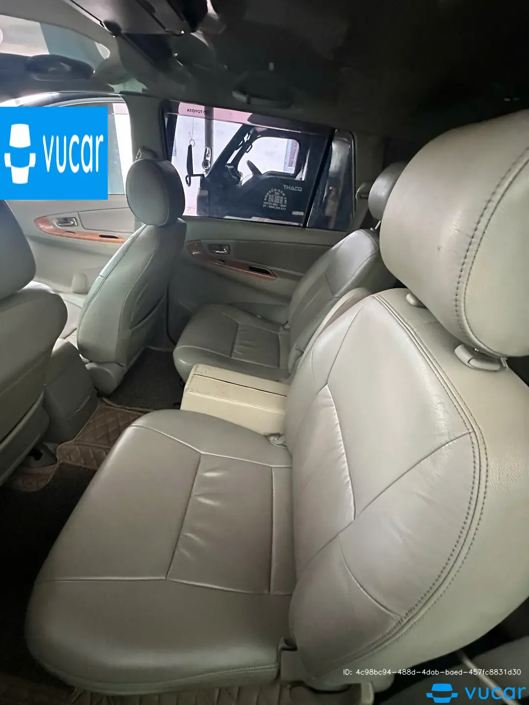 Toyota Innova G 2011 - Nội thất 8
