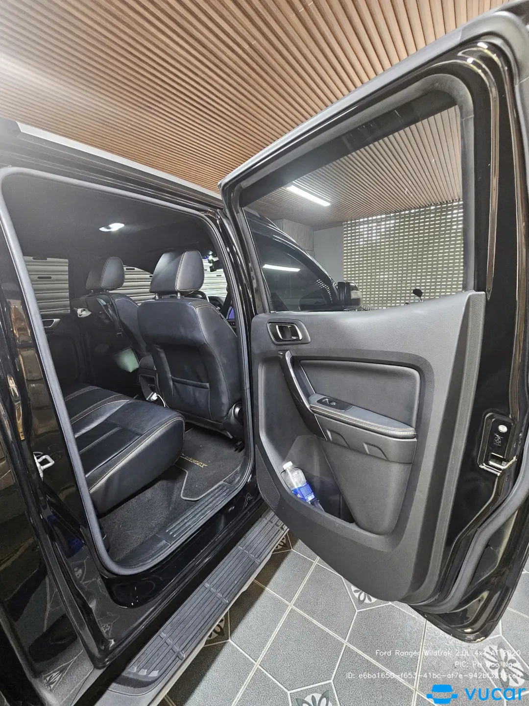 Ford Ranger Wildtrak 2.0L 4x4 AT 2020 - Nội thất 7