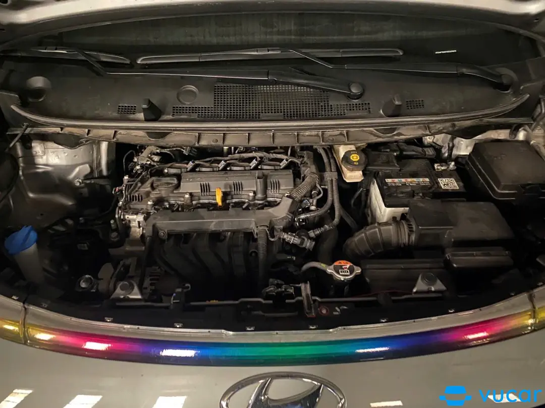 Hyundai Stargazer X Cao cấp 1.5 AT 2025 - Khoang động cơ 1