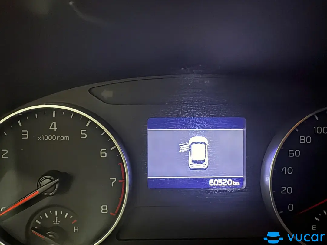 Kia Seltos 1.4 Tubor Deluxe 2020 - Nội thất 1