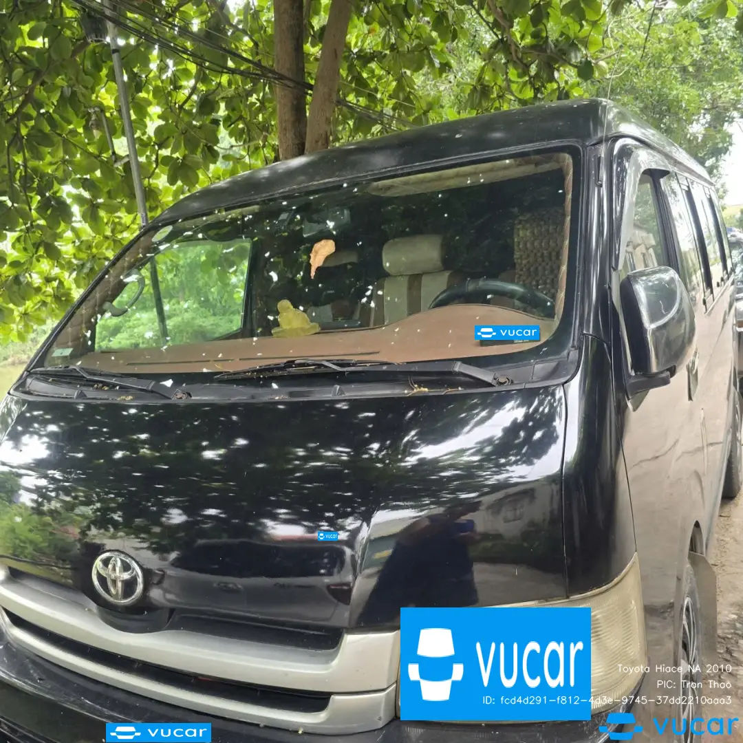 Toyota Hiace NA 2010 - Ngoại thất 1