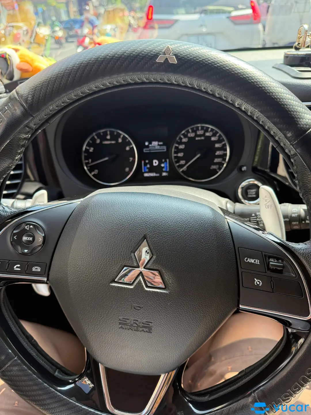 Mitsubishi Outlander 2.0 Premium 2018 - Nội thất 7