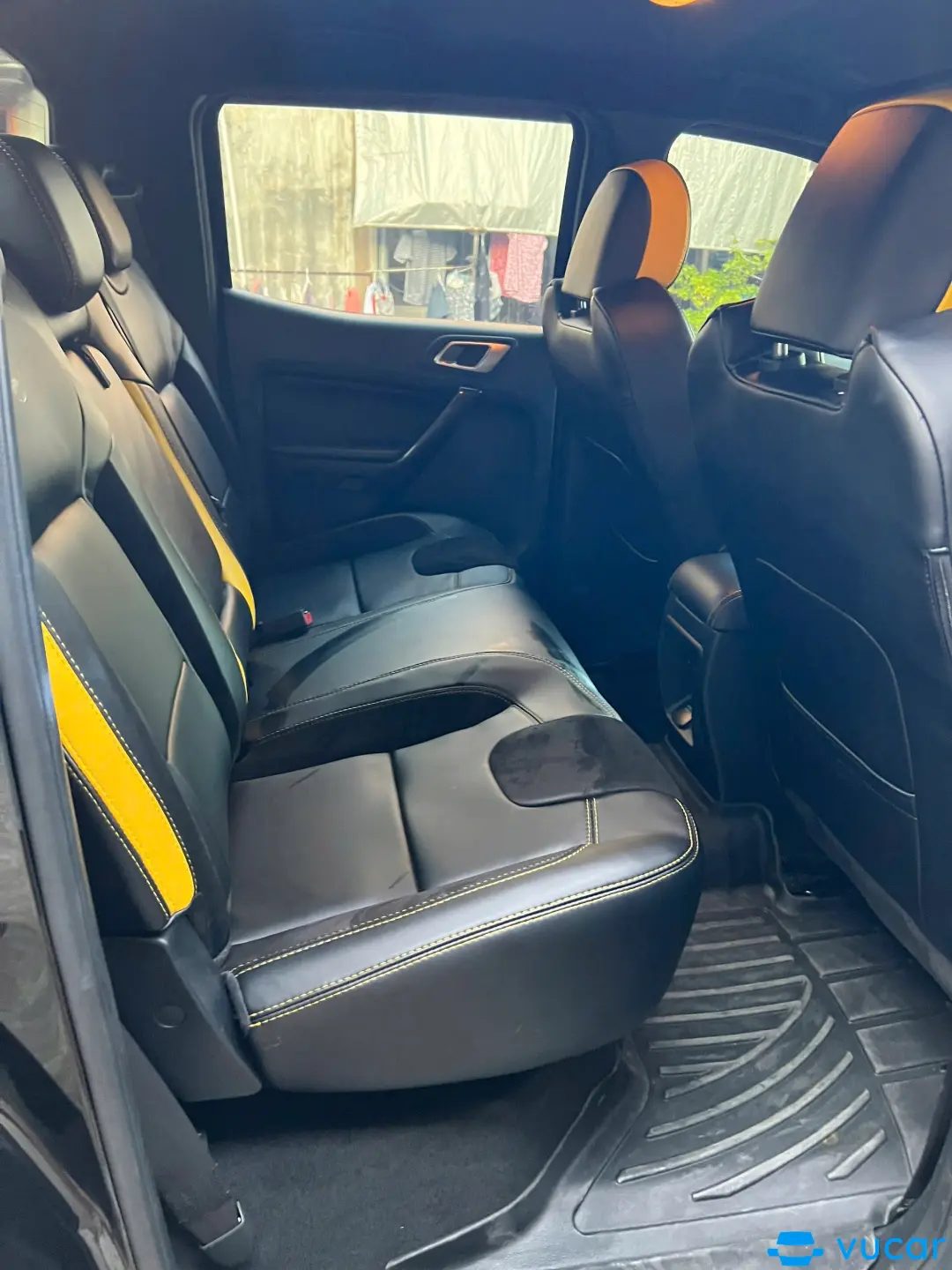 Ford Ranger XLS 4x4 2020  - Nội thất 1