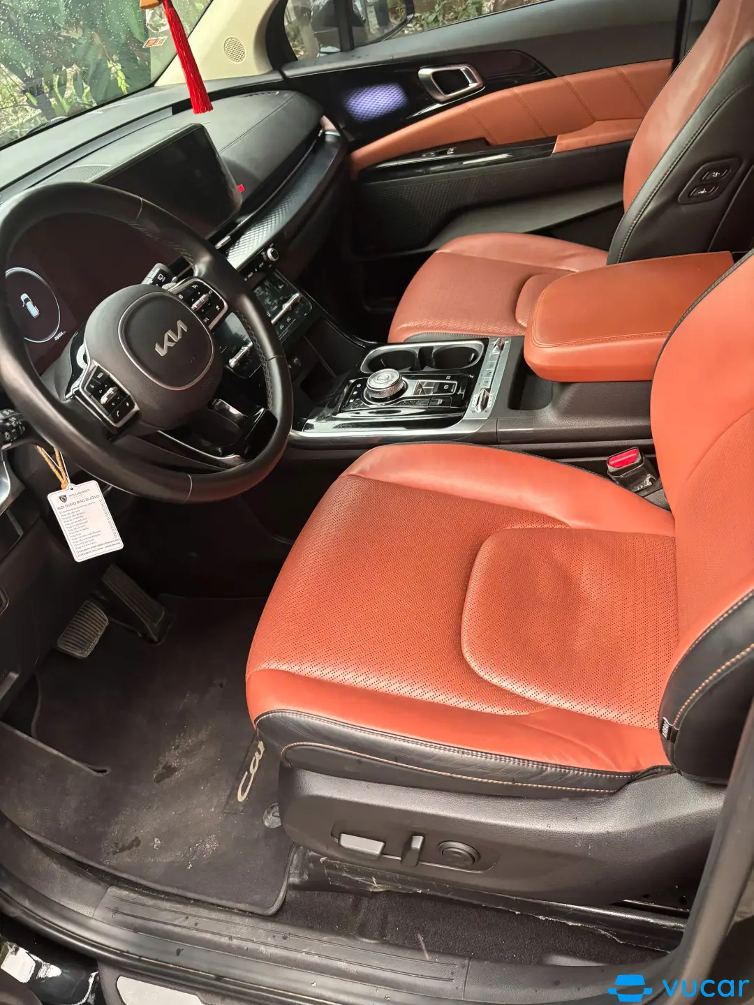 Kia Carnival 2022 Signature 2.2D - Nội thất 3
