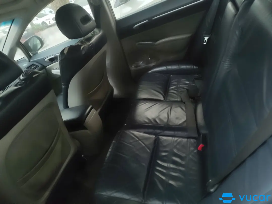 Honda Civic 2.0 AT 2009 - Nội thất 2