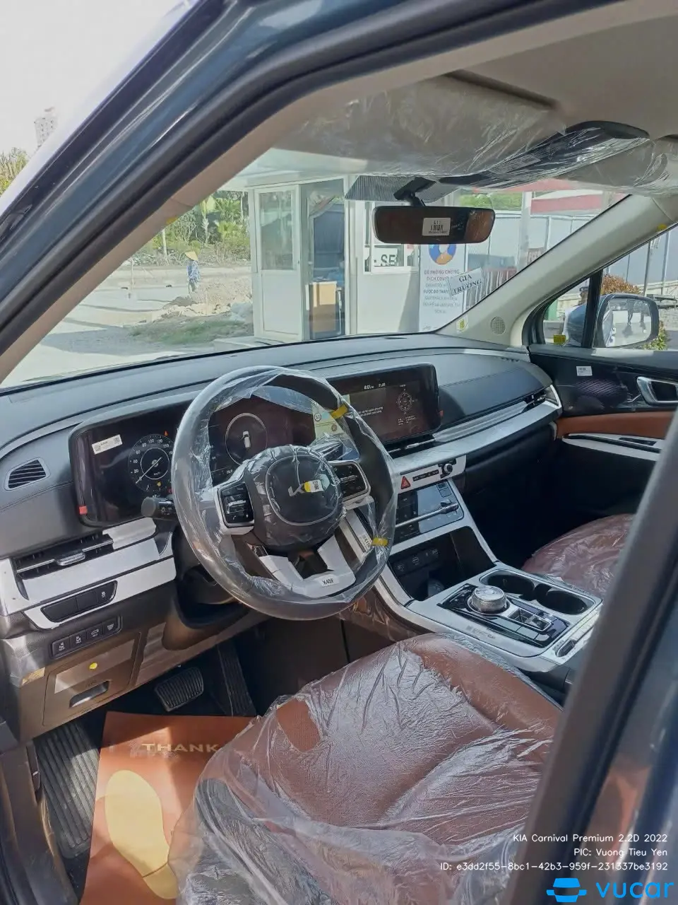 KIA Carnival Premium 2.2D 2022 - Nội thất 1