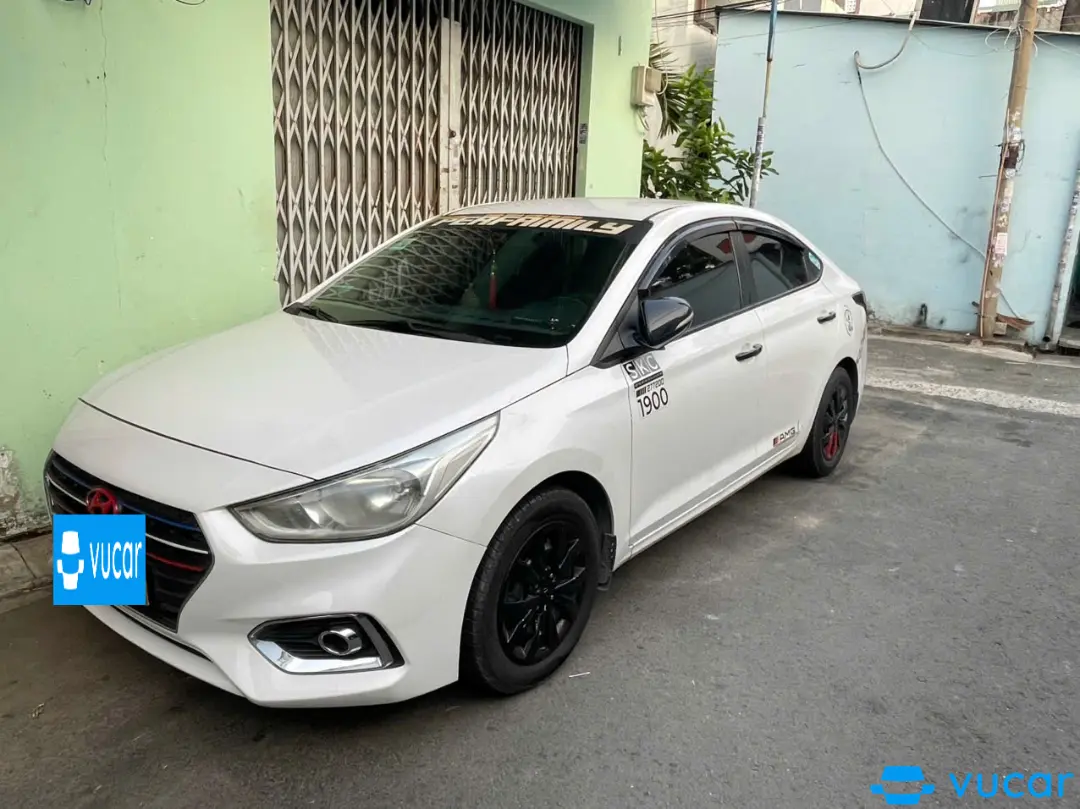 Suzuki Ertiga 1.4 AT 2017 - Ngoại thất 1