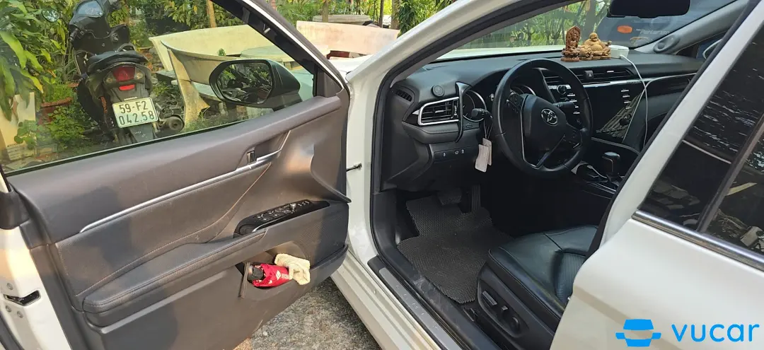 Toyota Camry 2.5Q 2021 - Nội thất 1