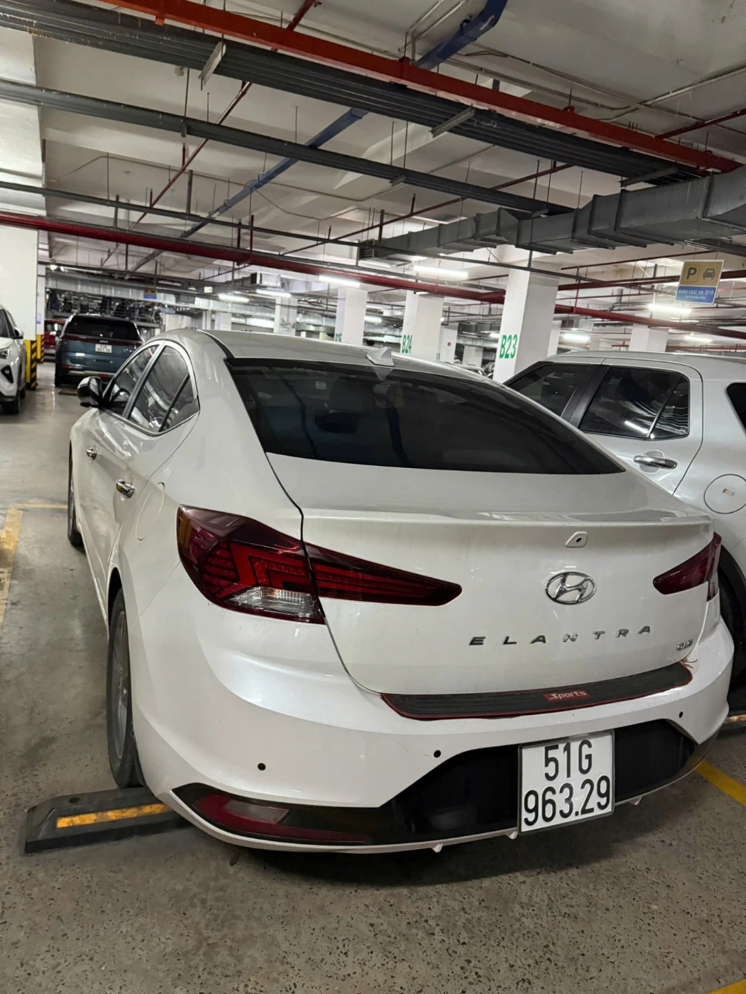 Ảnh xe Hyundai Elantra 1.6 AT 2019 - ảnh 4