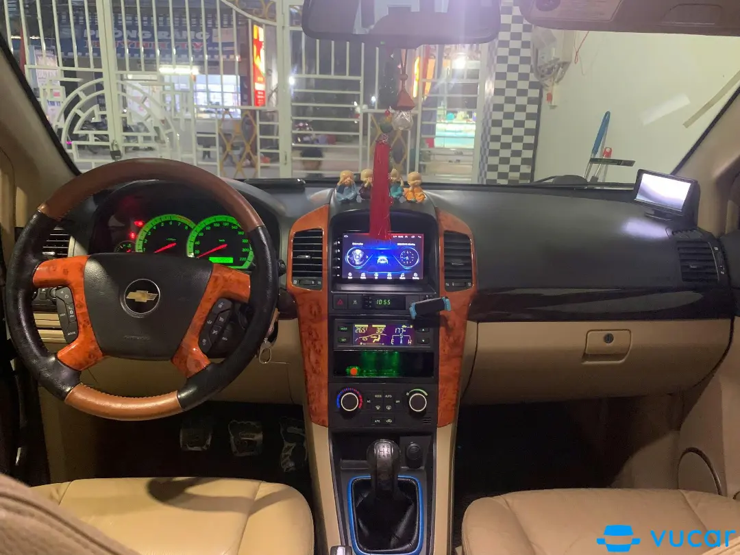 Chevrolet Captiva Số sàn 2008 - Nội thất 1
