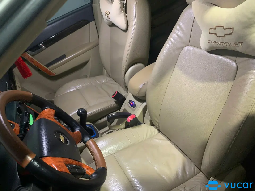 Chevrolet Captiva Số sàn 2008 - Nội thất 4