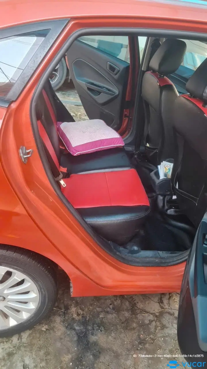 Ford Fiesta 1.6 AT 2012 - Ngoại thất 13