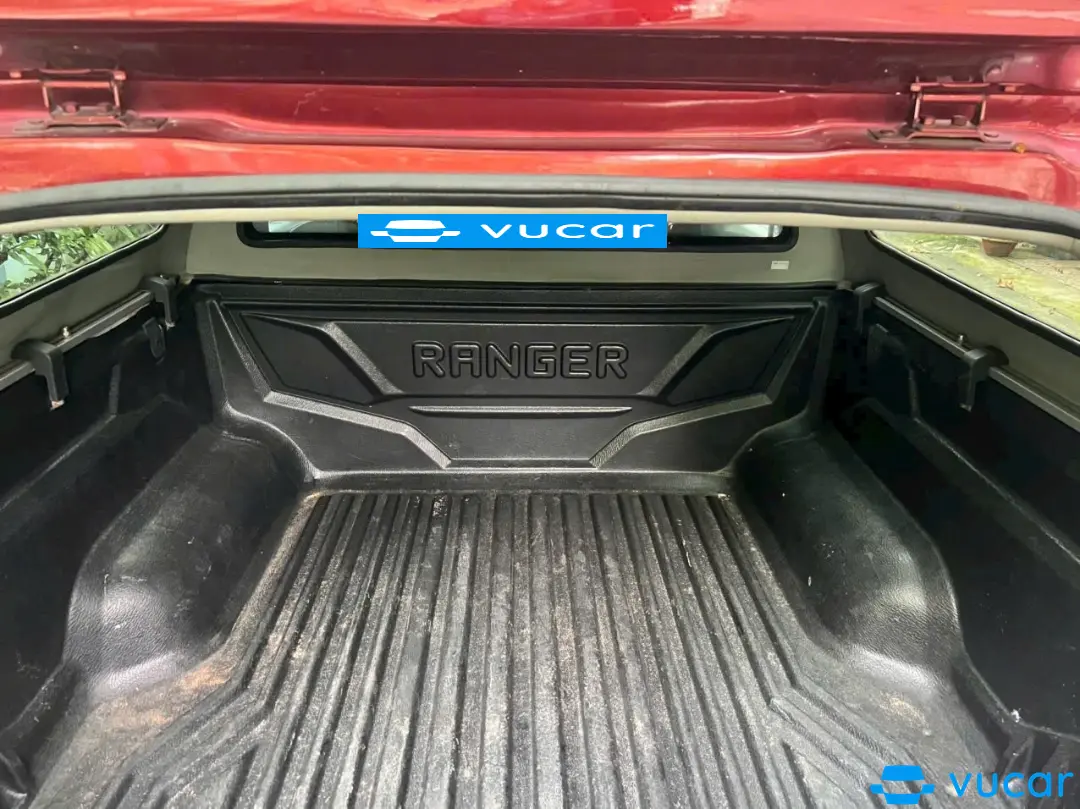 Ford Ranger XLS số tự động một cầu 2020 - Nội thất 1