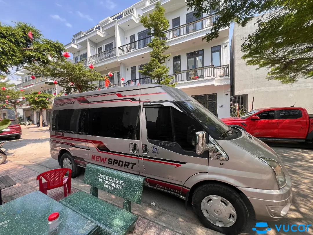 Fortransit Hạ tải 6 chỗ 900kg đời N/A 2017 - Ngoại thất 7