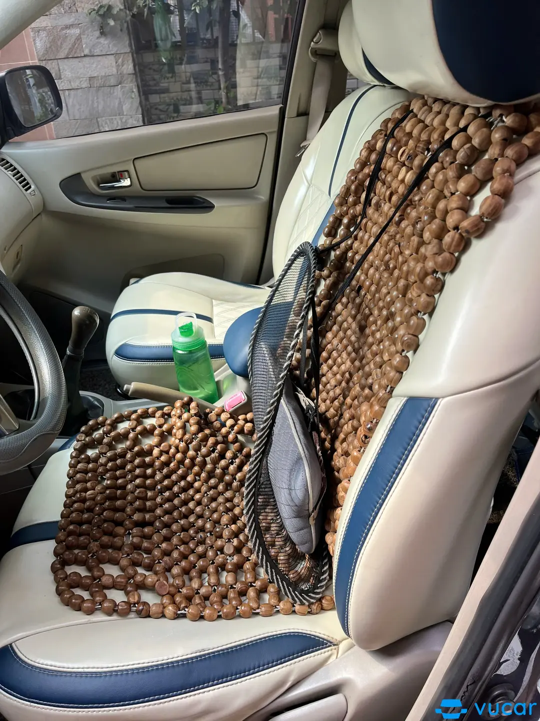 Toyota Innova 2014 2.0E - Nội thất 8
