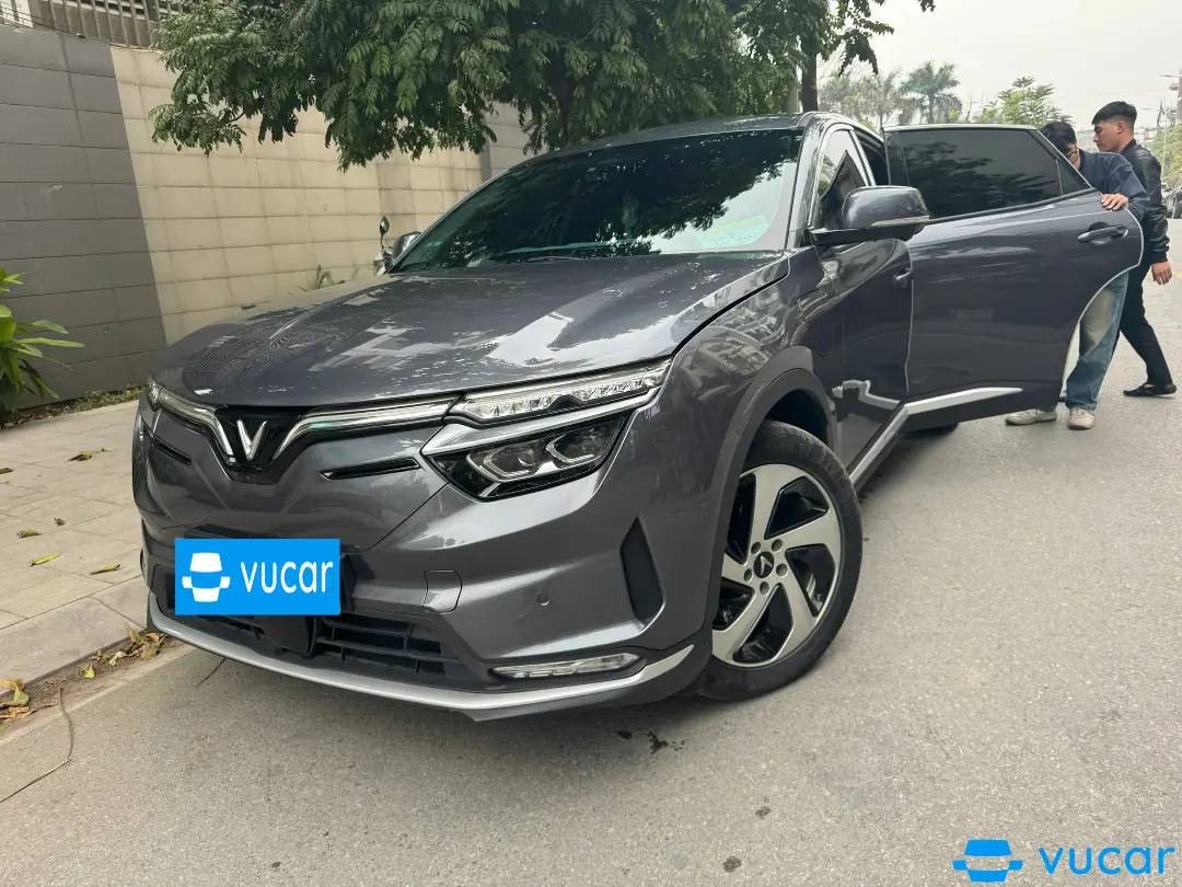 VinFast VF 8 Eco 2024 - Ngoại thất 4