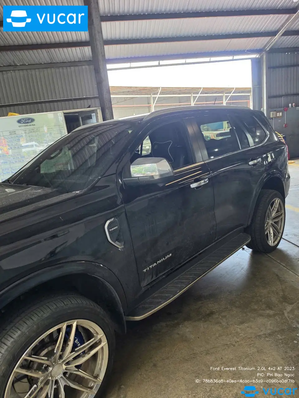Ford Everest Titanium 2.0L 4x2 AT 2023 - Ngoại thất 30