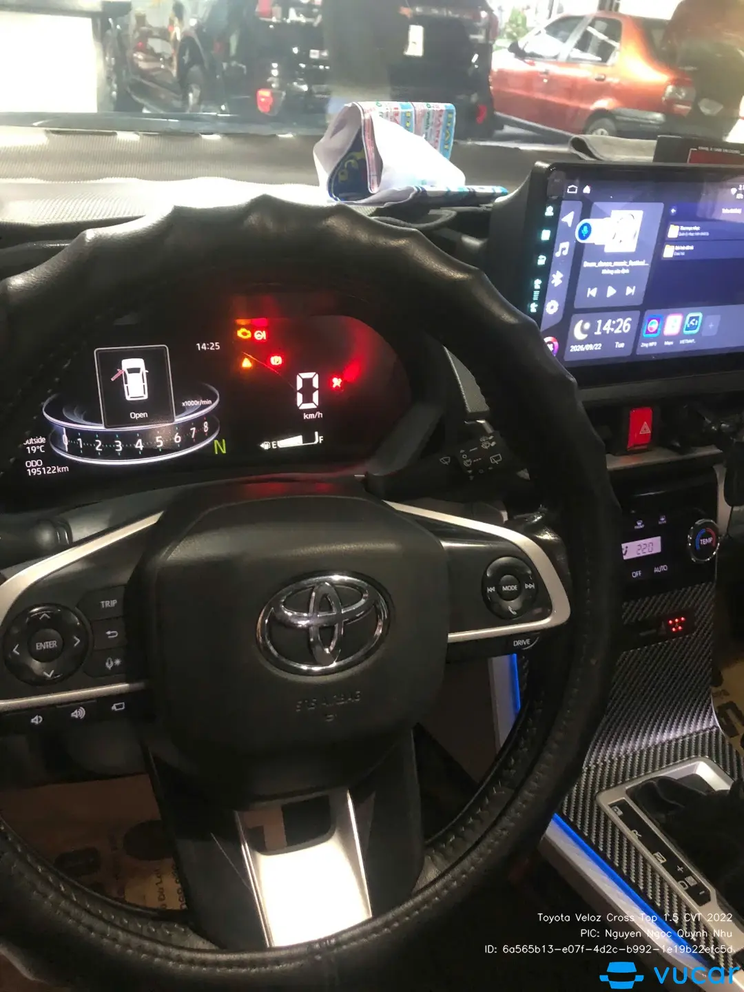 Toyota Veloz Cross Top 1.5 CVT 2022 - Nội thất 5