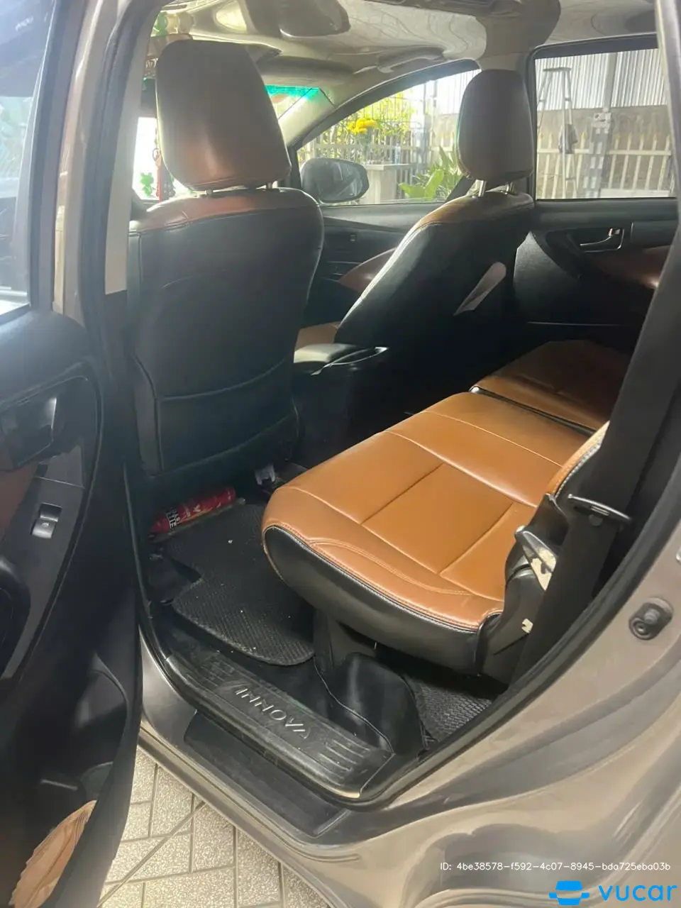 Toyota Innova 2.0G 2016 - Nội thất 9