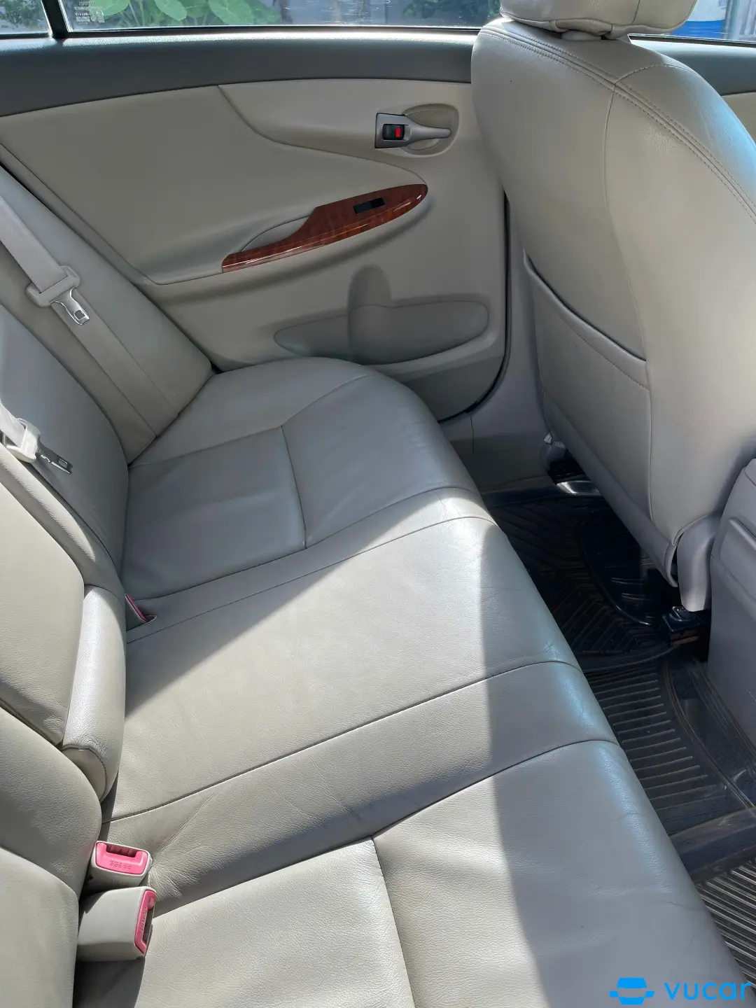 TOYOTA ALTIS - Nội thất 12
