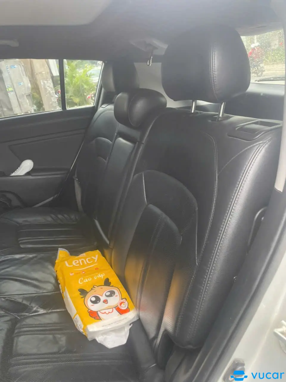 Kia Sportage 2.0 AT 2011 - Nội thất 2