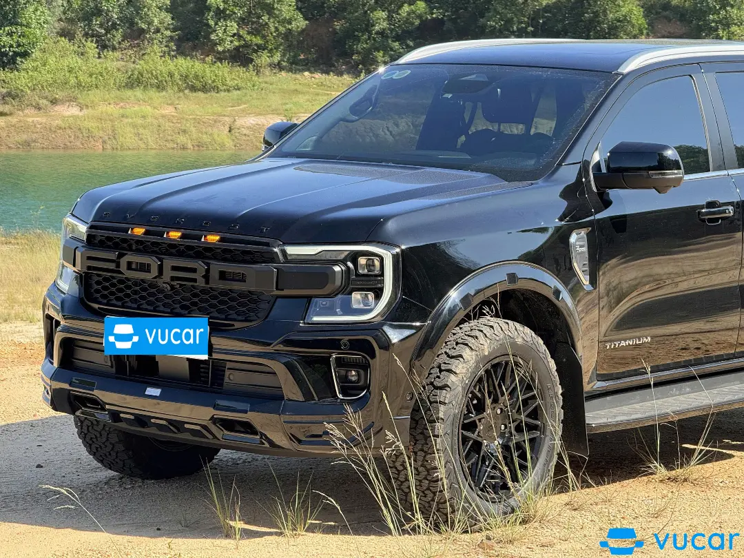 Ford Everest Titanium Plus 2.0L 4x4 AT 2023 - Ngoại thất 3