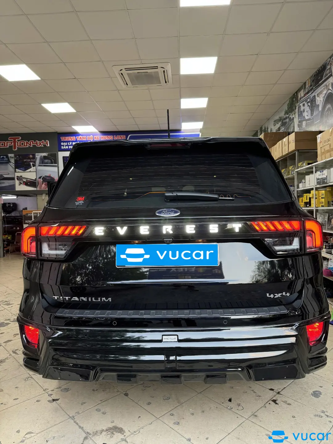 Ford Everest Titanium Plus 2.0L 4x4 AT 2023 - Ngoại thất 1
